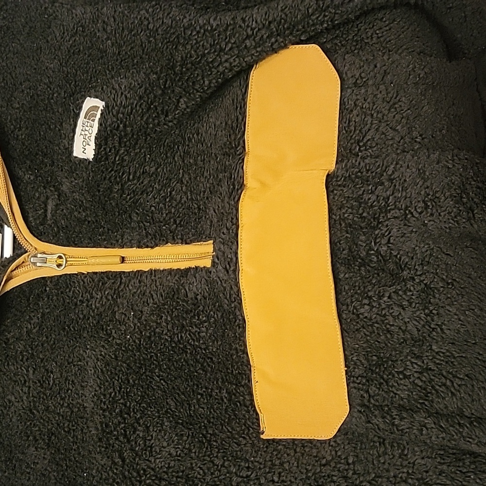 North Face Pullover - image 3